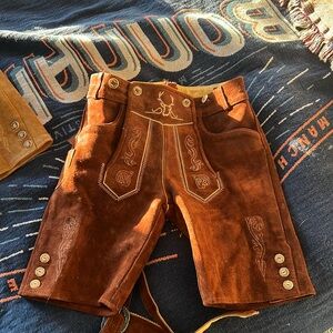 Bavaria Trachten
100% Real Lether Lederhosen
Size M US 28